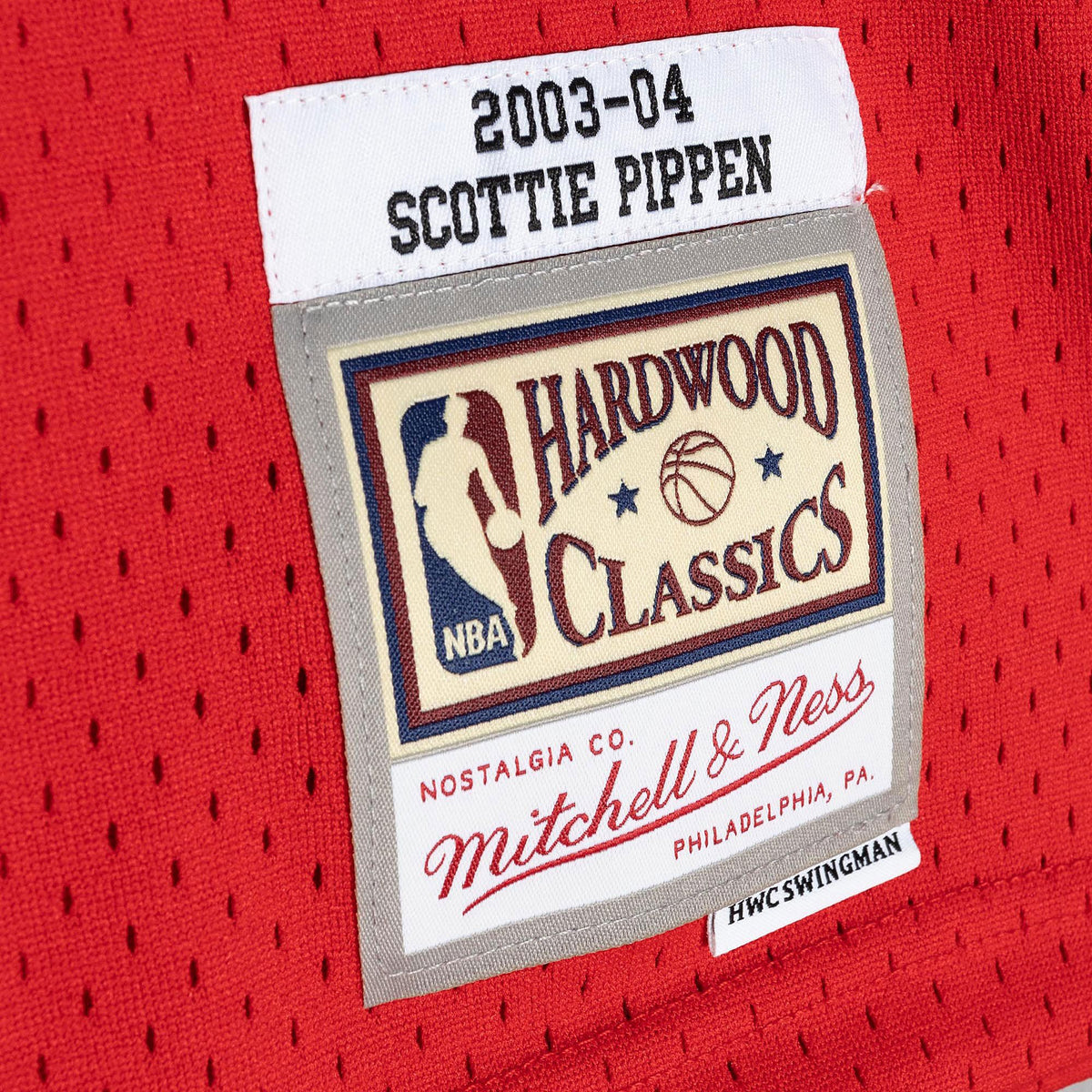 Mens Chicago Bulls Scottie Pippen Mitchell & Ness Red 2003 product image 5