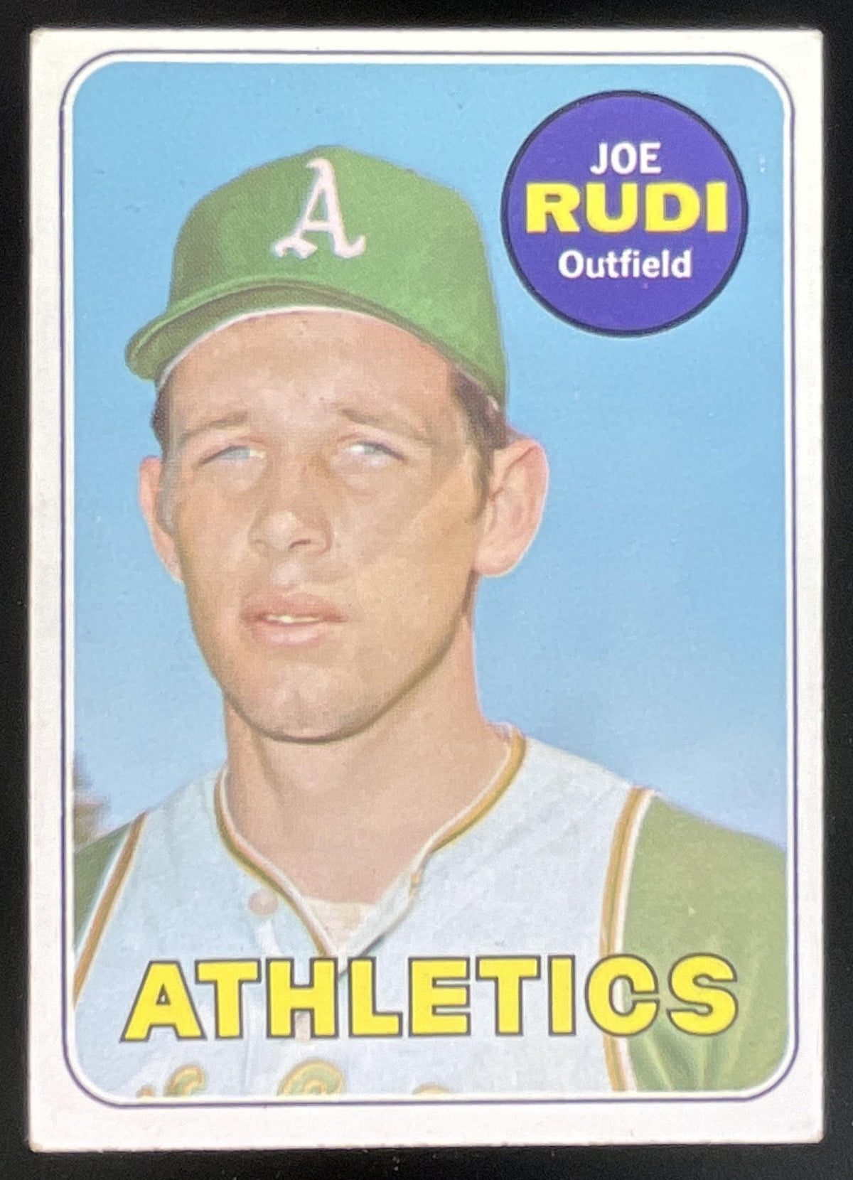 1969 Topps #587 Joe Rudi RC product image 1, provided for visual reference and product detail review