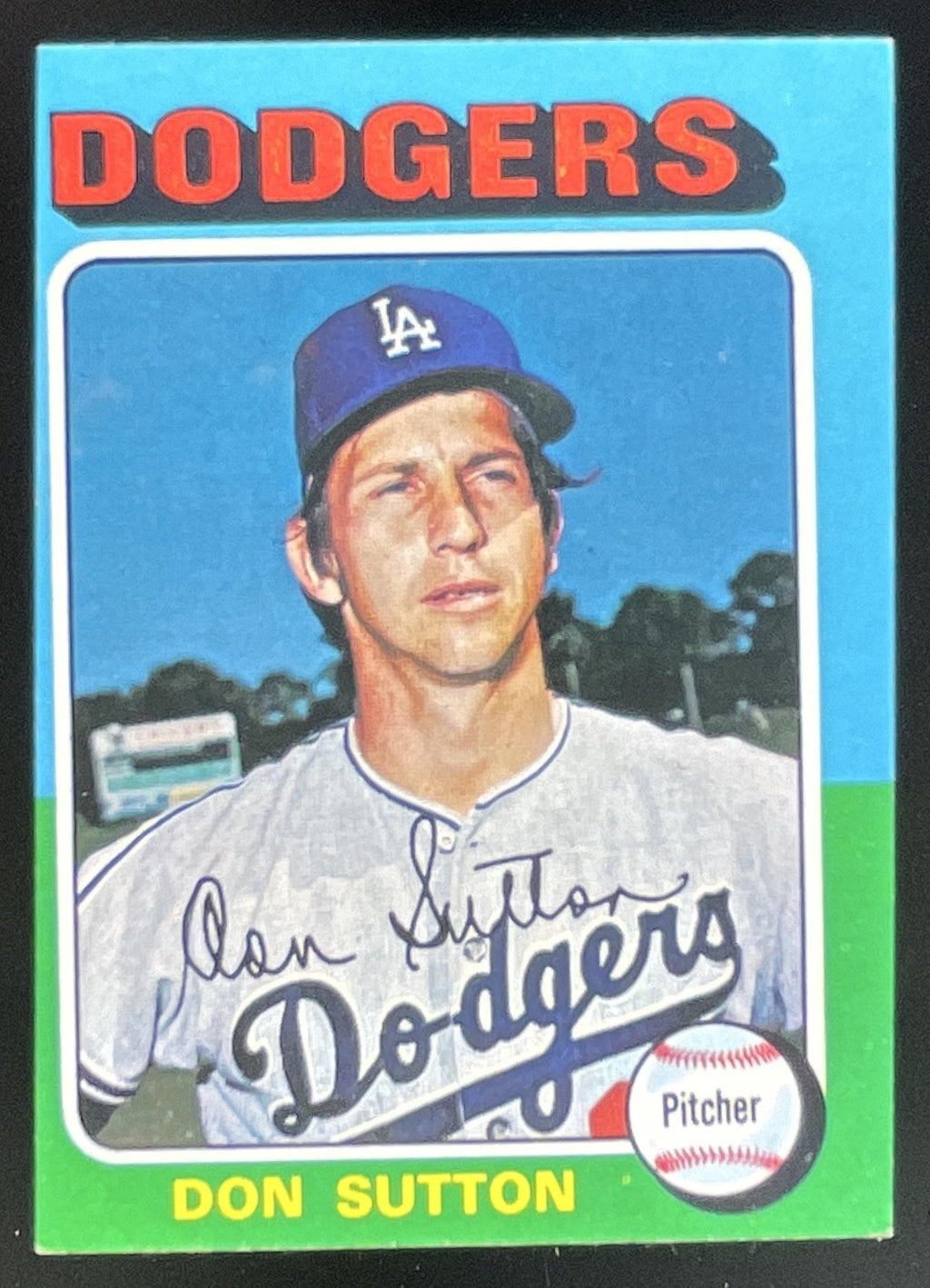 1975 Topps #220 Don Sutton product image 1, provided for visual reference and product detail review