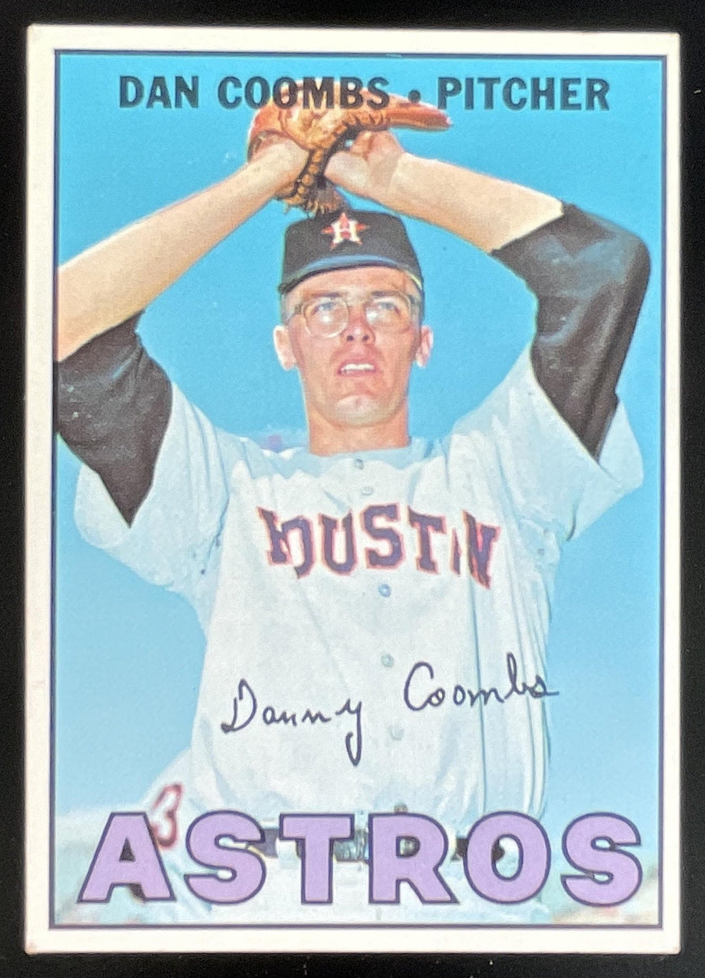 1967 Topps #464 Dan Coombs product image 1, provided for visual reference and product detail review