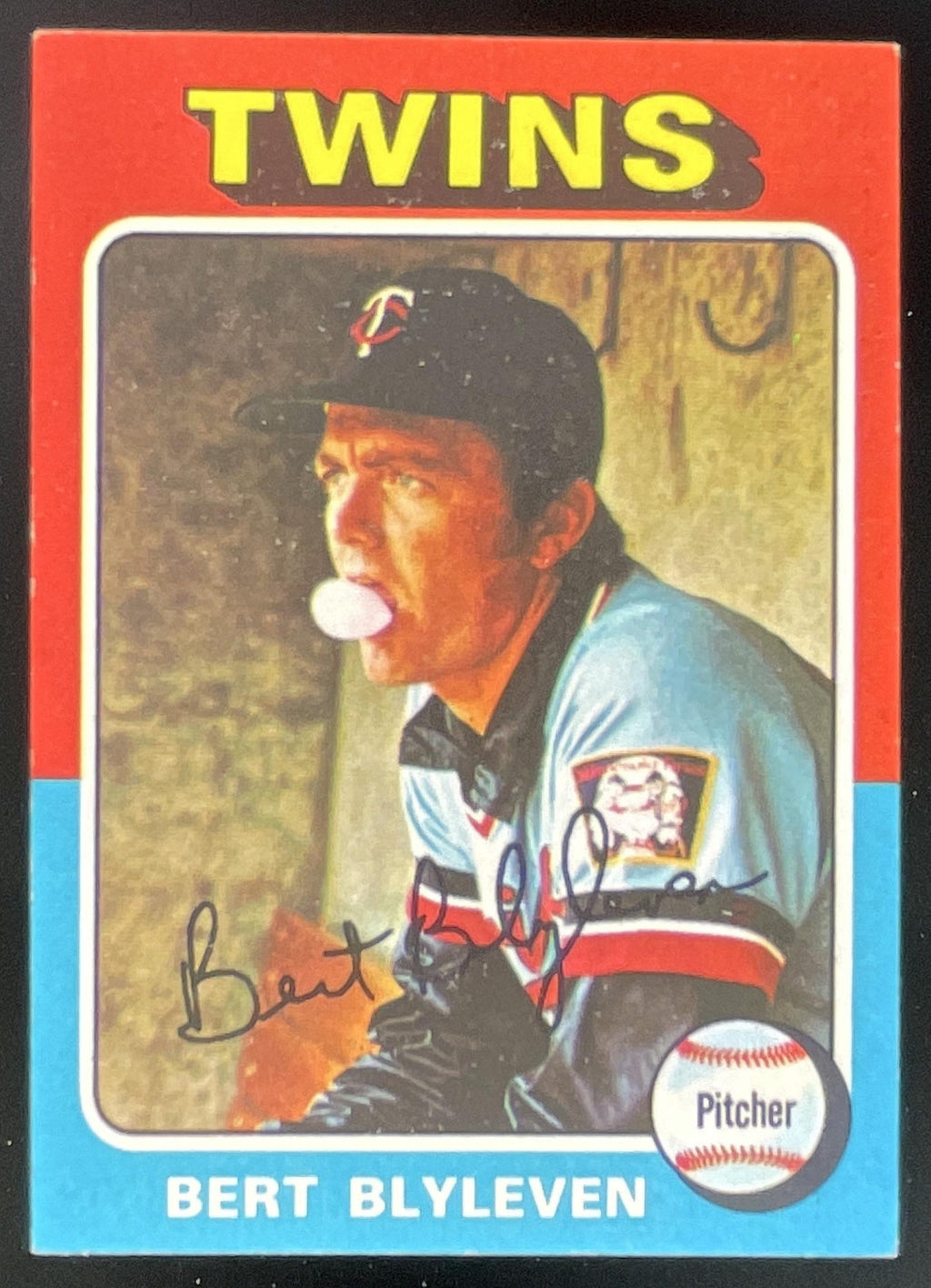 1975 Topps #30 Bert Blyleven product image 1, provided for visual reference and product detail review