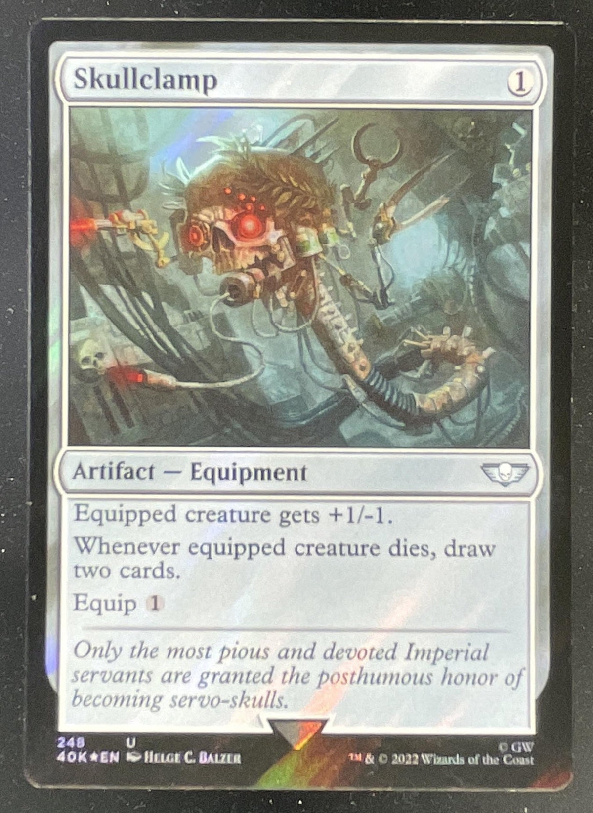 Magic The Gathering Skullclamp Surge Foil Universes Beyond: Warhammer 40,000 40K product image 1, provided for visual