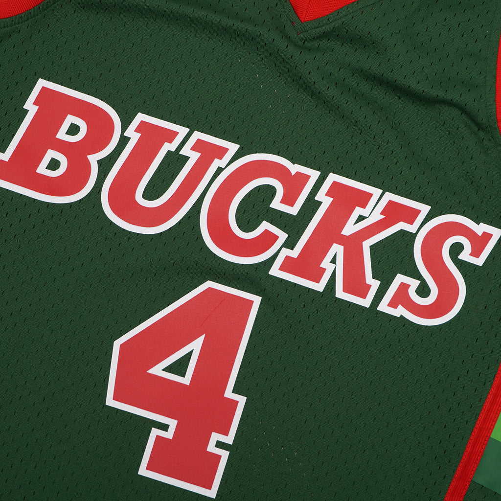 Men's Milwaukee Bucks Sidney Moncrief Mitchell & Ness Green product image 3